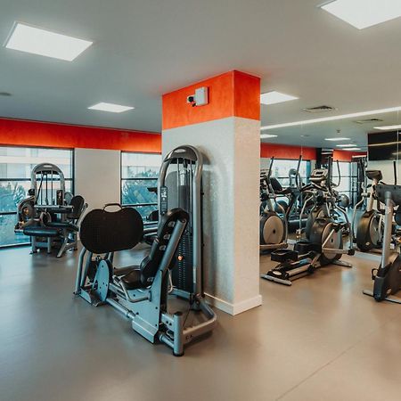 Real Marina Hotel & Spa Olhão Dış mekan fotoğraf The gym at the University of Roehampton