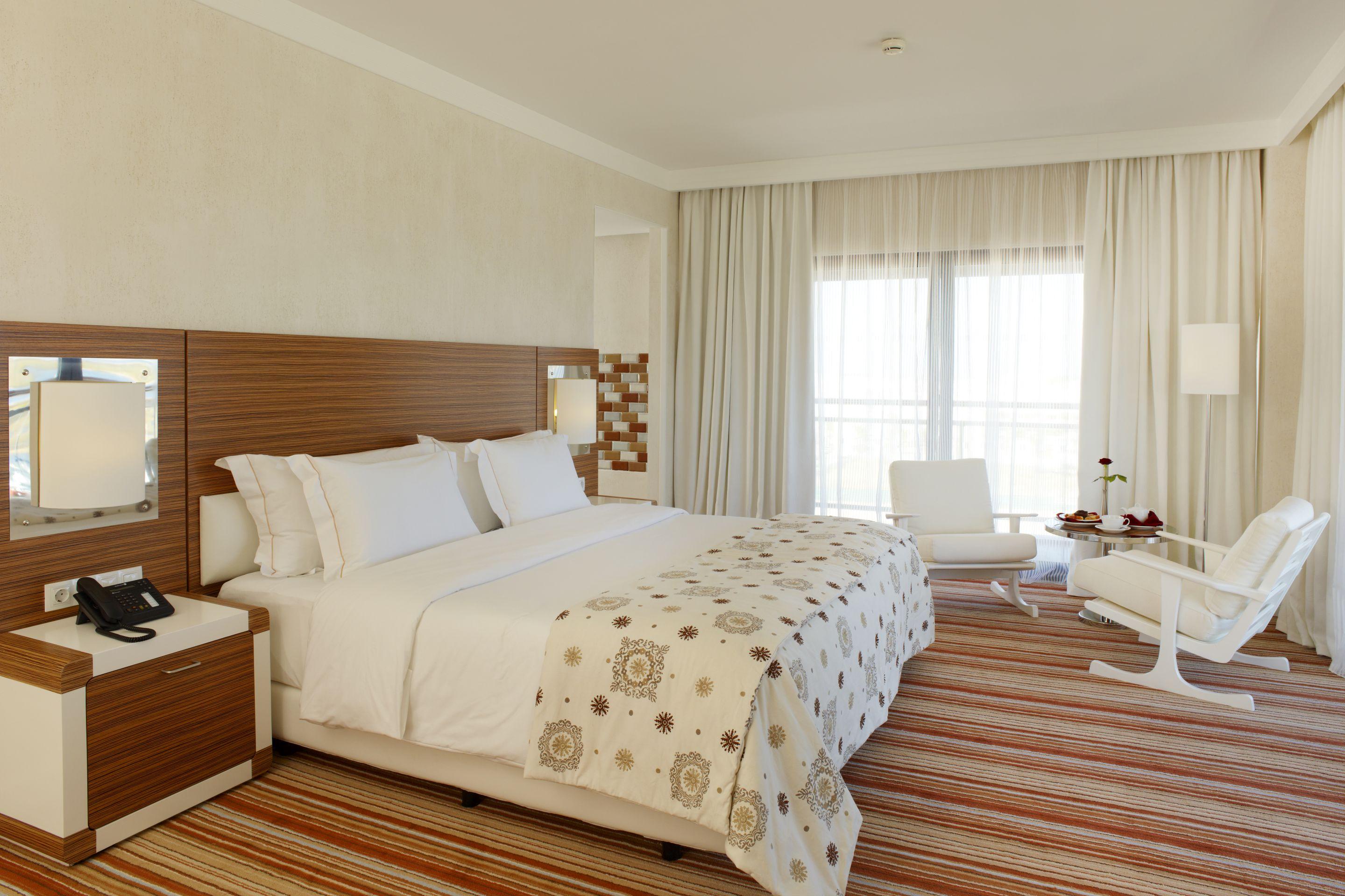 Real Marina Hotel & Spa Olhão Dış mekan fotoğraf A room at the hotel