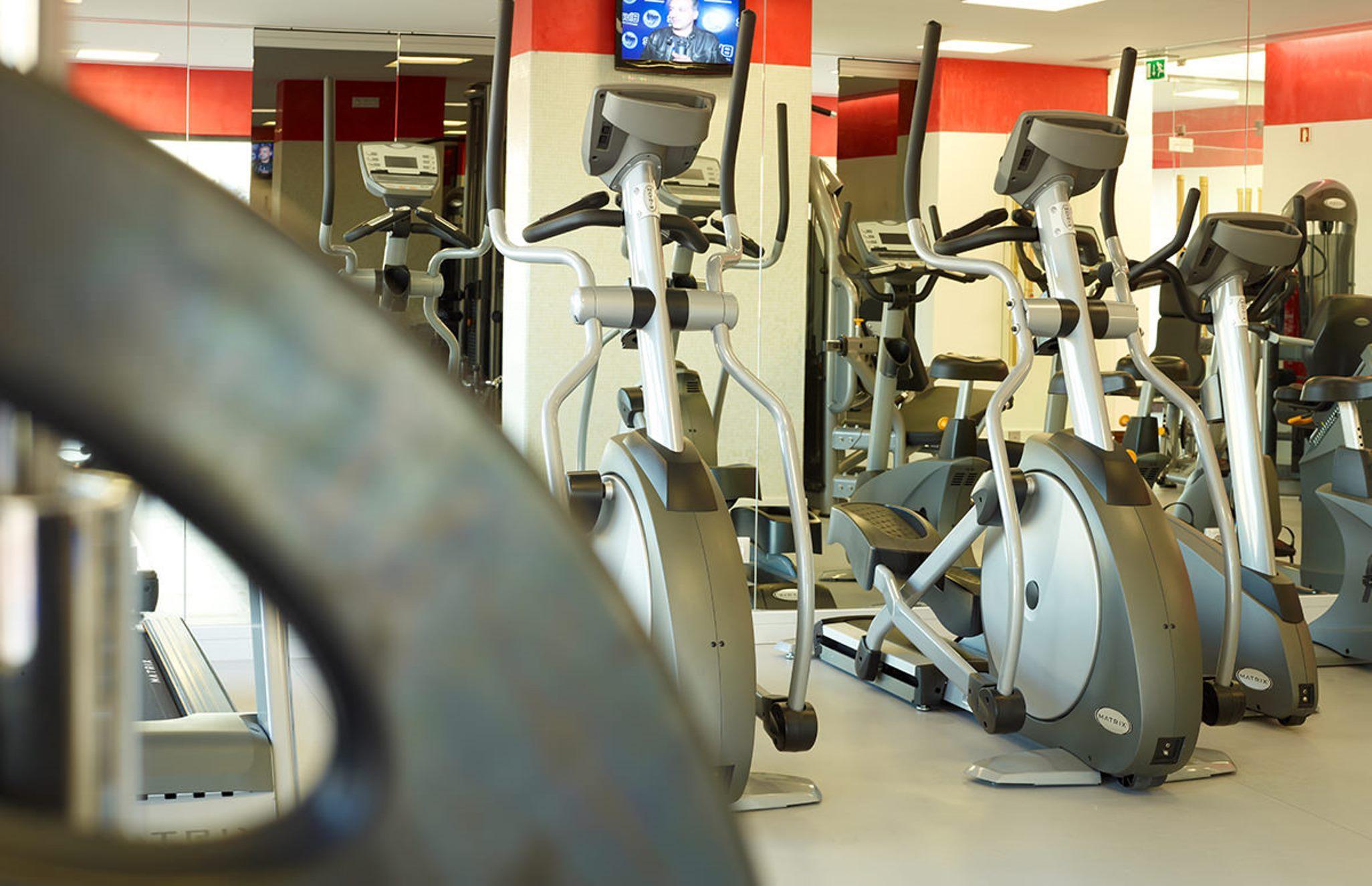 Real Marina Hotel & Spa Olhão Dış mekan fotoğraf Elliptical cross trainer