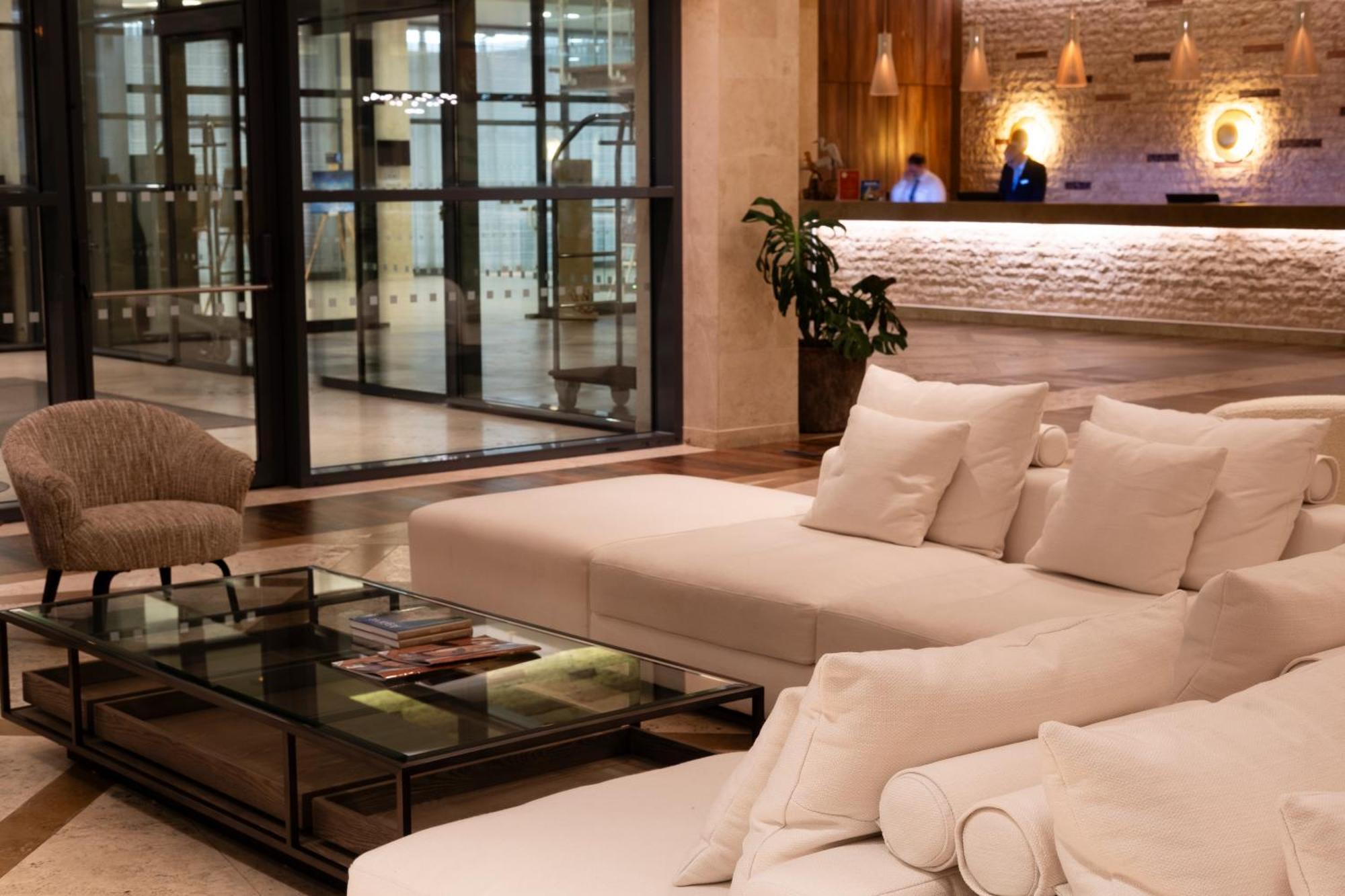 Real Marina Hotel & Spa Olhão Dış mekan fotoğraf Lobby